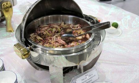 Блюдами традиционной вьетнамской кухни угощают в медиацентре саммита КНДР - США