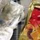Белорусские таможенники нашли в посылке из США в коробке с печеньем $1,2 тыс