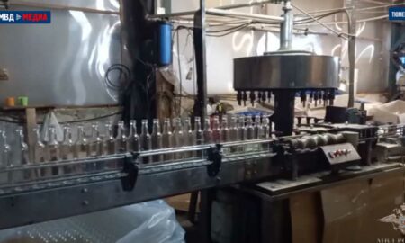 Сотрудники МВД накрыли подпольный завод по производству алкоголя