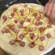 Повар ресторана «оскорбил» туриста из США пиццей с сосисками и картошкой фри
