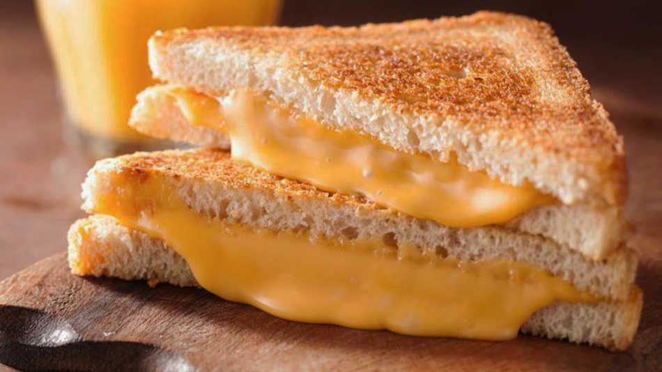 бутерброды с сыром