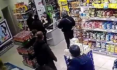 Освобождение заложницы в супермаркете Читы попало на видео