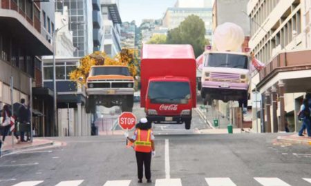 Coca-Cola устроила гонки грузовиков в рекламе новой газировки