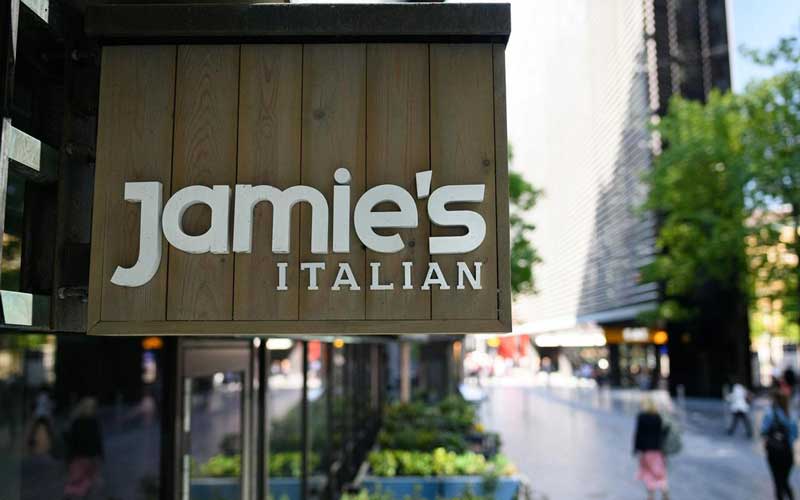 Рестораны Джейми Оливера оказались на грани закрытия