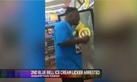 Мужчина решил попробовать лизнуть мороженое в магазине попал под суд