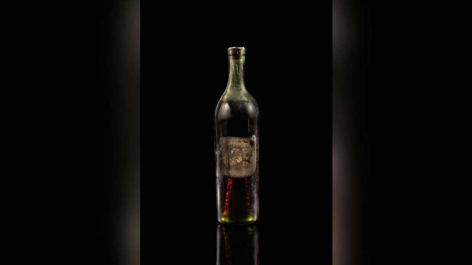 Бутылка с коньяком 1762 года ушла с молотка за $144 тыс.