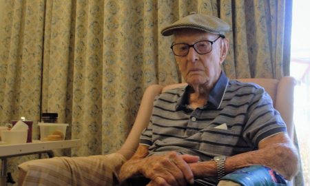 111-летний австралиец назвал секретом своего долголетия и ясного ума куриные мозги