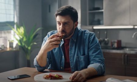 «Содержит много мяса»: «Мираторг» выпустил ролики с дисклеймером для веганов