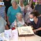 100-летняя жительница Австралии любит кроссворды и херес