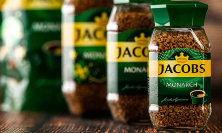 Кофейные бренды Tassimo и Moccona уйдут из России, а Jacobs переименуют в Monarch